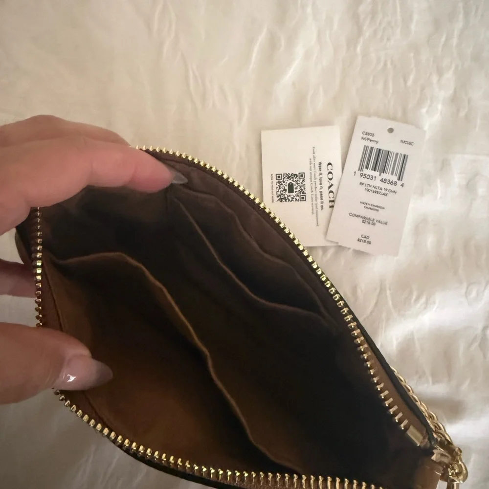 Coach Brown Leather Wristlet Bag - Picture 4 of 7